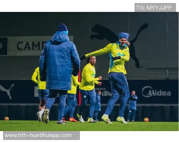 曼晚报道罗德里有望复出对阵利物浦科瓦契奇脚踝伤势仍未痊愈